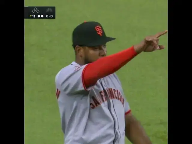 'Video thumbnail for Jerar Encarnacion's AMAZING Diving Catch!'