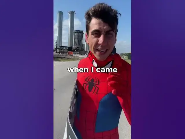 Video thumbnail for Day 24 of trying to hug Elon musk