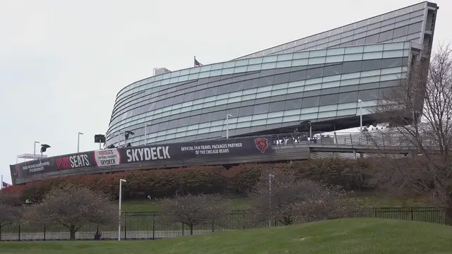 Video thumbnail for "Simone Biles Shares Sweet Tribute to Husband Jonathan Owens as NFL Season Kicks Off"