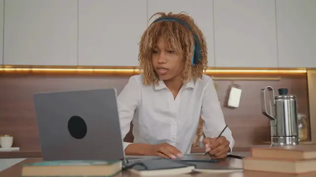 Video thumbnail for How to Start a Real Estate Business from Sctarch