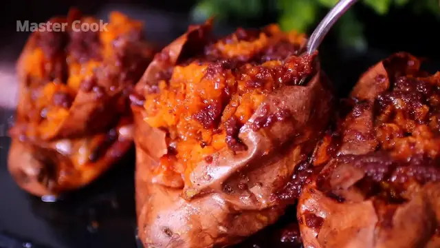 Video thumbnail for Cinnamon Sugar Butter Baked Sweet Potatoes Recipe