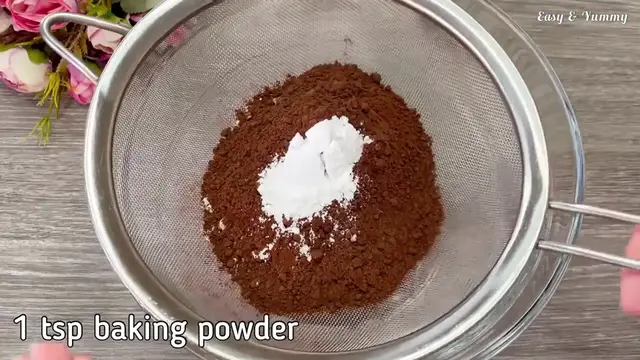 Video thumbnail for This no bake chocolate cake will melt in your mouth! 🤤 Everybody is looking for this recipe 😍 (720p 30fps)