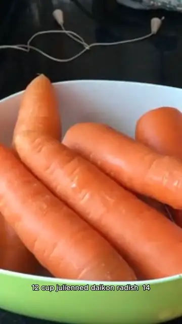 'Video thumbnail for banh mi recipe'
