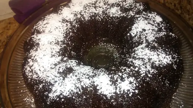 Video thumbnail for Chocolate Yogurt Cake