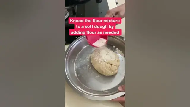 Video thumbnail for How To Make Soft Chapatis For Beginners