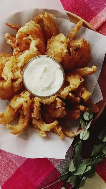 Video thumbnail for Easy Blooming Onion