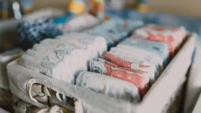 'Video thumbnail for Top Parenting Clubs Offering Free Nappies and Baby Samples'