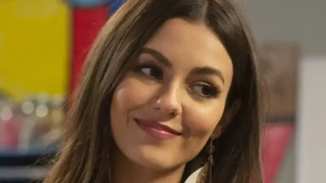 'Video thumbnail for Why Hollywood Stopped Casting Victoria Justice'