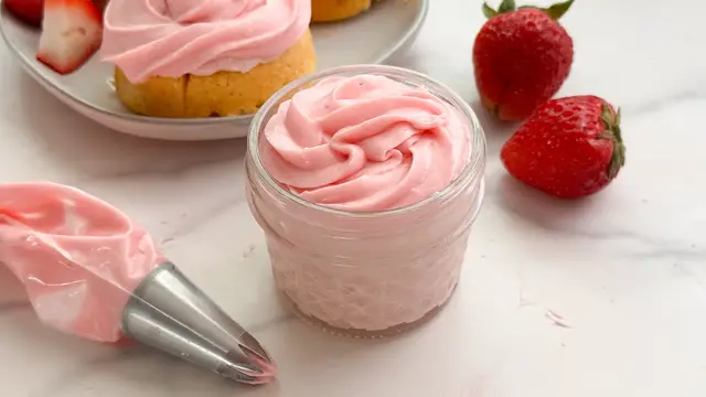 Video thumbnail for Strawberry Cream Cheese Frosting Recipe