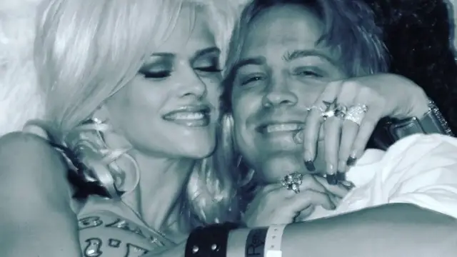 'Video thumbnail for The Truth About Anna Nicole Smith And Larry Birkhead's Relationship'