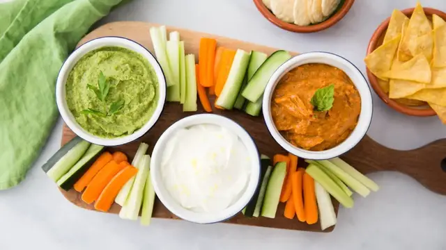 'Video thumbnail for Italian Flag Dipping Sauce Trio Recipe'