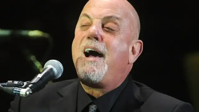 'Video thumbnail for Musicians Who Were Just Way Too Wasted To Perform'
