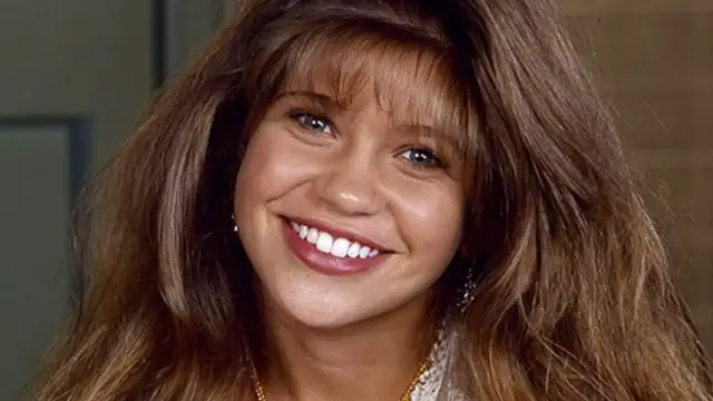 'Video thumbnail for The Real Reason We Rarely Hear From These '90s TV Stars Anymore'