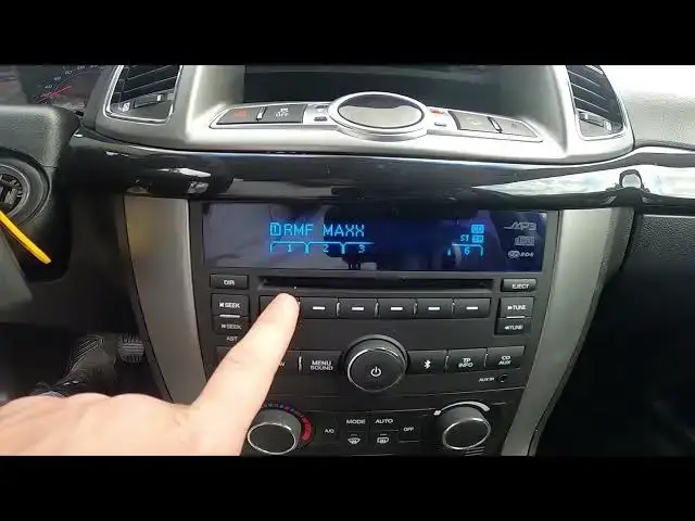Video thumbnail for How to Assign Radio Station to Button in Chevrolet Captiva II ( 2011 - now )