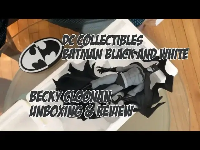 Video thumbnail for Batman Black & White DC Collectibles by Becky Cloonan Review and Unboxing