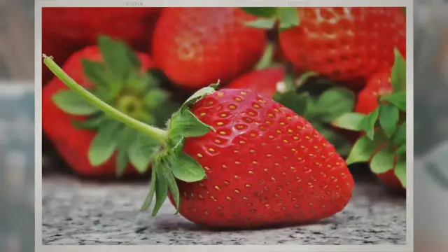Video thumbnail for Do Strawberries Have to Be Refrigerated?