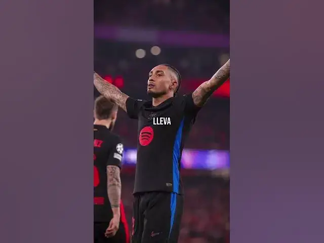 Video thumbnail for NADIE QUITA A RAPHINHA DEL PODIO DEL BALÓN DE ORO