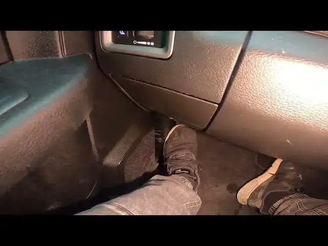 Video thumbnail for How to Enable or Disable Parking Brake in Dodge Ram 1500 II ( 2019 - now )