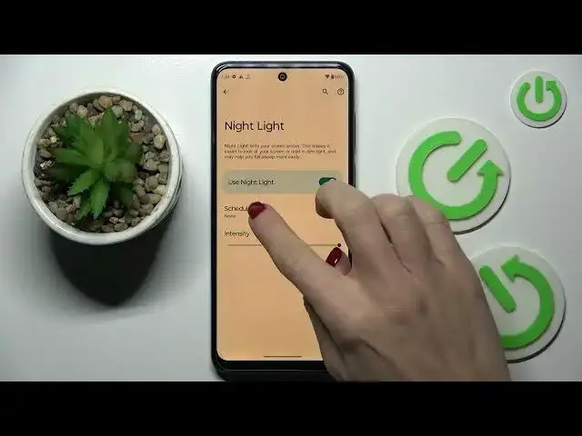 'Video thumbnail for How to Activate and Set Up the Night Light on a MOTOROLA Moto G53 - Eye Comfort Mode'