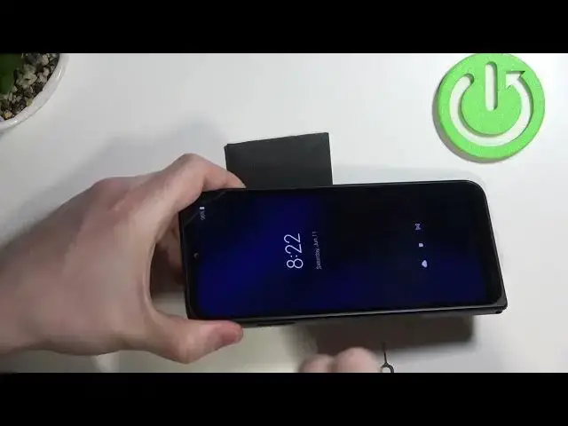 'Video thumbnail for Does MOTOROLA DEFY Have Dual SIM Slot – Insert Two SIM Cards'