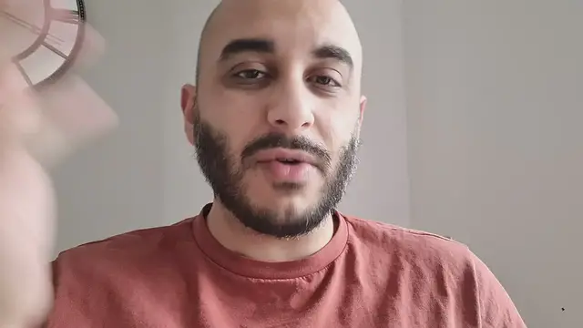 Video thumbnail for How To Start A Cleaning Business UK In 2023