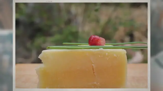 Video thumbnail for How Long Does Cheddar Cheese Last?