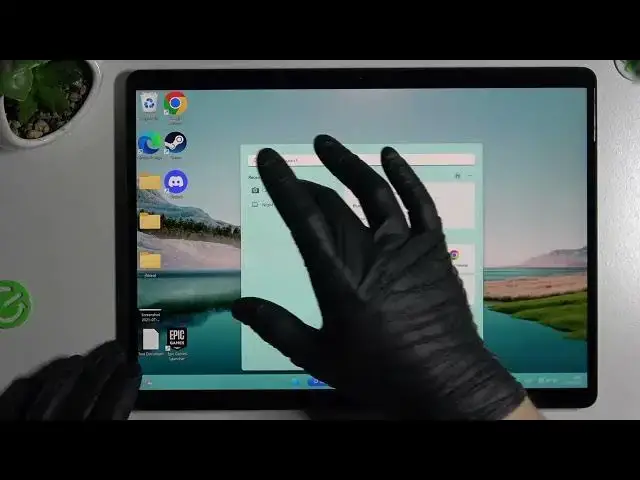 'Video thumbnail for Microsoft Surface Pro X - How To Change Photos Resolution'