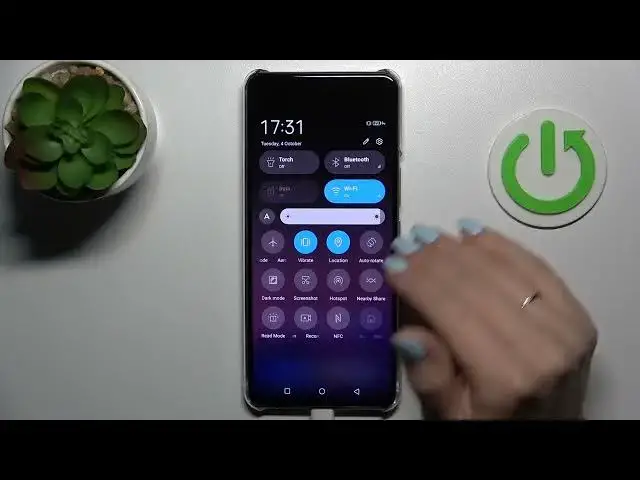 'Video thumbnail for ZTE Axon 30 Turn On Flashlight'