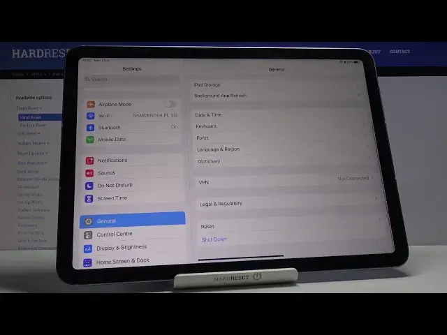 Video thumbnail for How to Reset Subscriber Services on iPad Air 2020