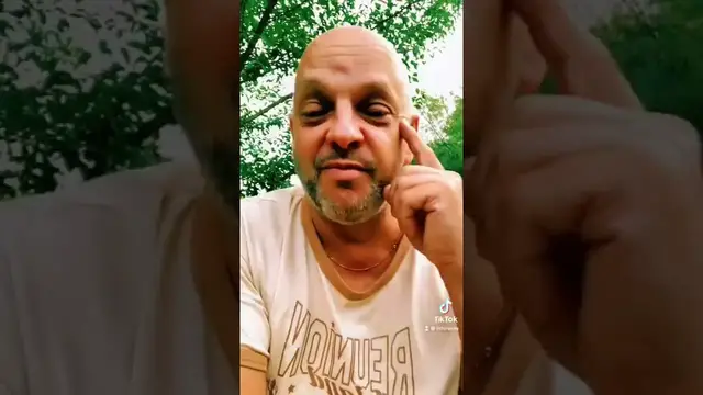 Video thumbnail for Expérience Marketing : je te manipule 😁 #entreprendre #entrepreneuse