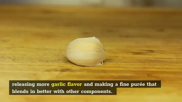 Video thumbnail for Is Pressed Garlic The Same as Minced – Here’s The Answer! (2021)