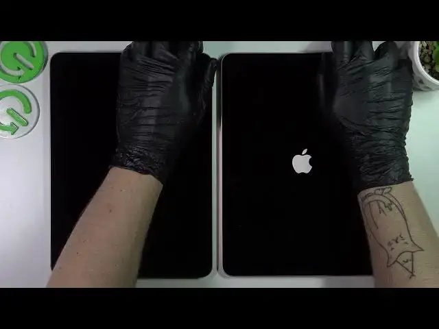 Video thumbnail for iPad Pro 11' 4th Gen vs iPad Air 4th Gen - Boot Animation Comparison & Test