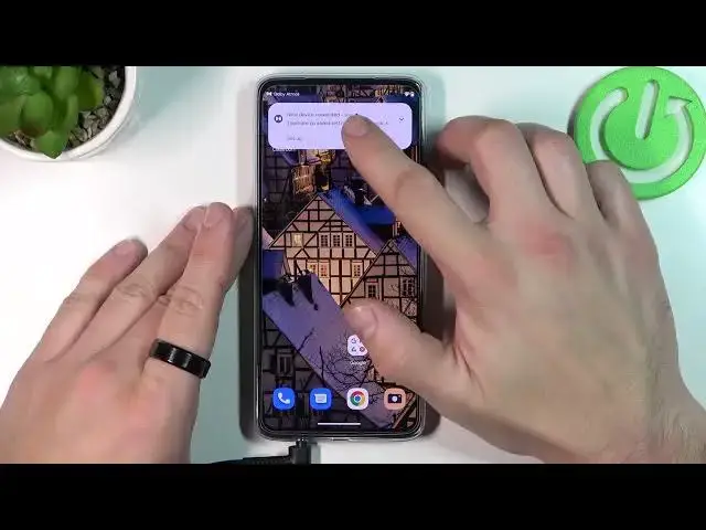 'Video thumbnail for MOTOROLA Moto G72 - How To Connect Headphones'