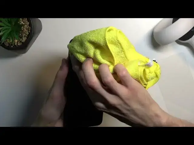 Video thumbnail for How to Install Protective Glass on OPPO A17