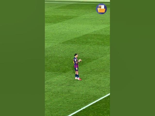 Video thumbnail for Toda la afición coreó el nombre del crack brasileño tras el final del partido 🥹🇧🇷