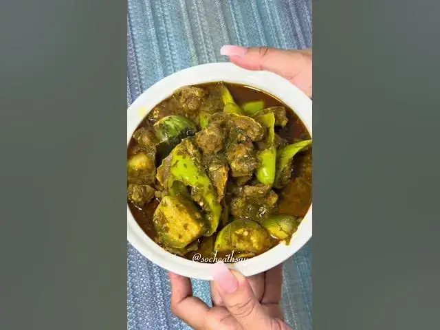 Video thumbnail for Quick and Easy Cambodian Recipes | ម្ជូរគ្រឿងខ្ទិះសាច់គោស្លឹកម្កាក់😋🌶️