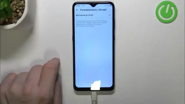 Video thumbnail for Jak wyłączyć dźwięk powiadomień w Messenger?