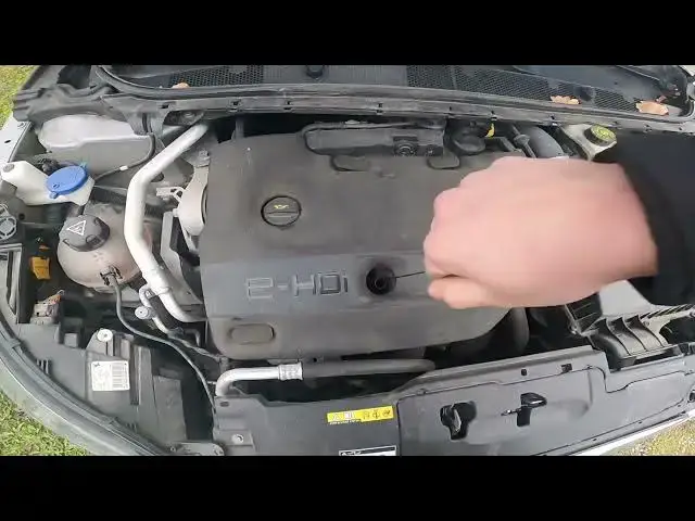 'Video thumbnail for Where is Engine Oil Level Dipstick in PEUGEOT 308 II ( 2013 – 2021 ) | Measure Engine Oil Level'