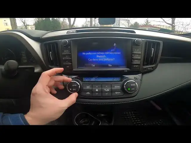 Video thumbnail for How to Synchronize Climate Control in Toyota RAV 4 IV (2013 - 2018) - Sync Climate Control