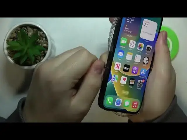 'Video thumbnail for How to Remove SIM Card from the iPhone 14 Series Device - Plus / Pro / Pro Max'