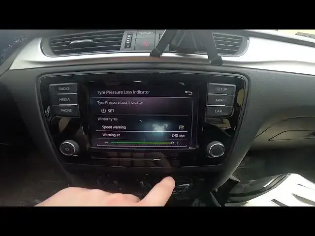 Video thumbnail for How to Enable or Disable Speed Warning for Winter Tyres in Skoda Rapid II ( 2012 – 2019 )