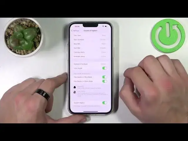 'Video thumbnail for Iphone 14 Plus - enable disable system haptics'