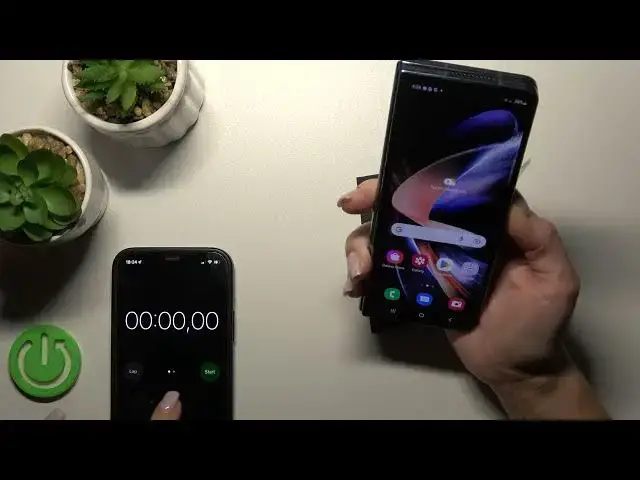 Video thumbnail for Face Unlock: Normal vs Fast in SAMSUNG Galaxy Z Fold 4 – Testing Face Unlock Speediness