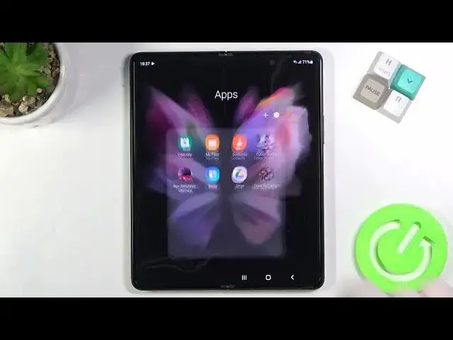 Video thumbnail for How to Create Folders on Home Screen in SAMSUNG Galaxy Z Fold3 5G - Add Folder to Home Screen