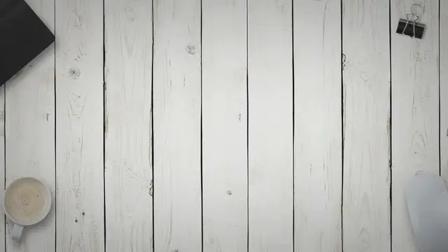 'Video thumbnail for ¿Cuál es la Diferencia entre la Madera Petrificada y el Driftwood?'