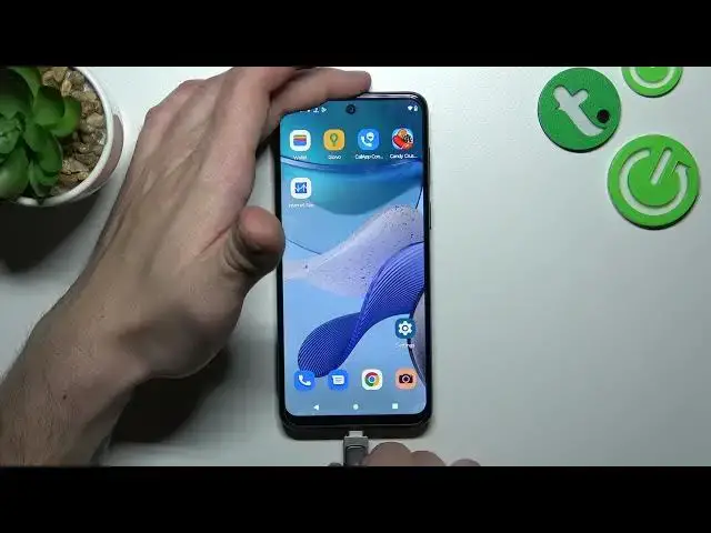 'Video thumbnail for How to Connect a USB Pendrive Device to the MOTOROLA Moto G53'