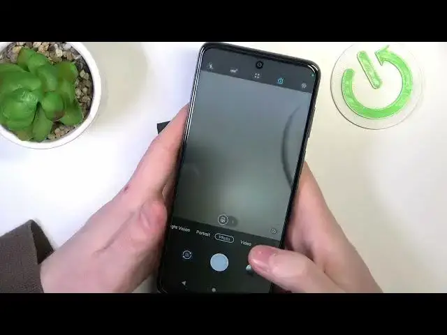 Video thumbnail for How to Make Macro Photos on MOTOROLA Moto E32s? - Camera Macro Mode