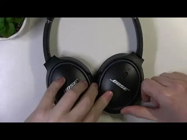 Video thumbnail for How to Power On & Off Bose AE2?