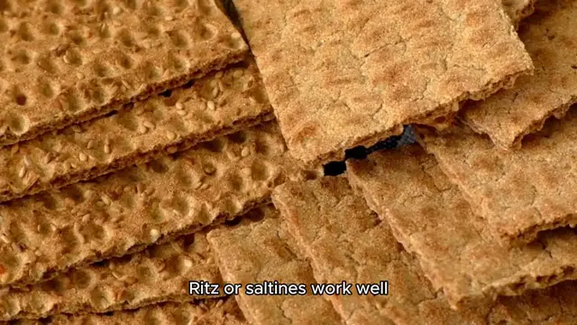 Video thumbnail for Simple meatloaf recipe with crackers