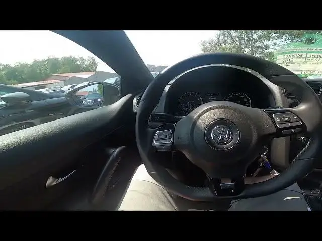 'Video thumbnail for How to Automatically Lock or Unlock Doors in Volkswagen Scirocco III (2008-2017)'